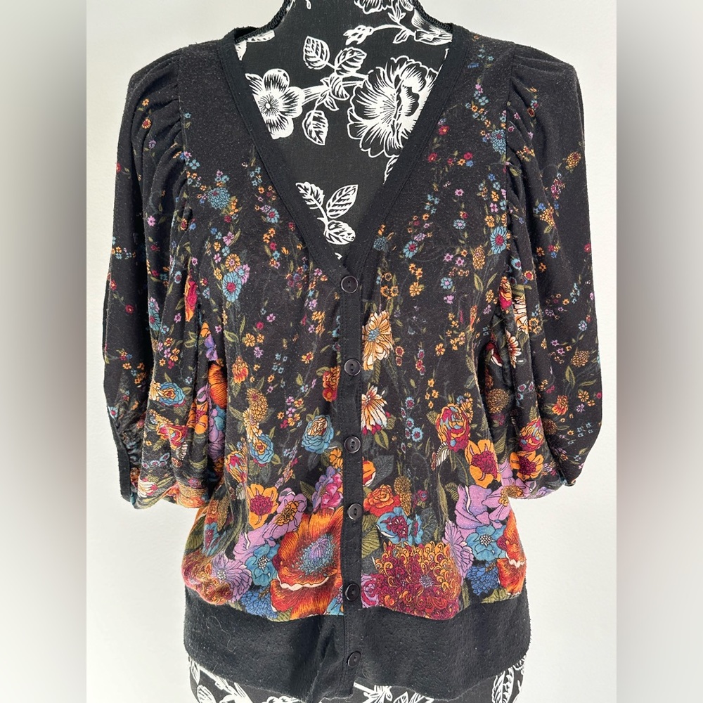 Vintage style boho 60’s/70’s floral top